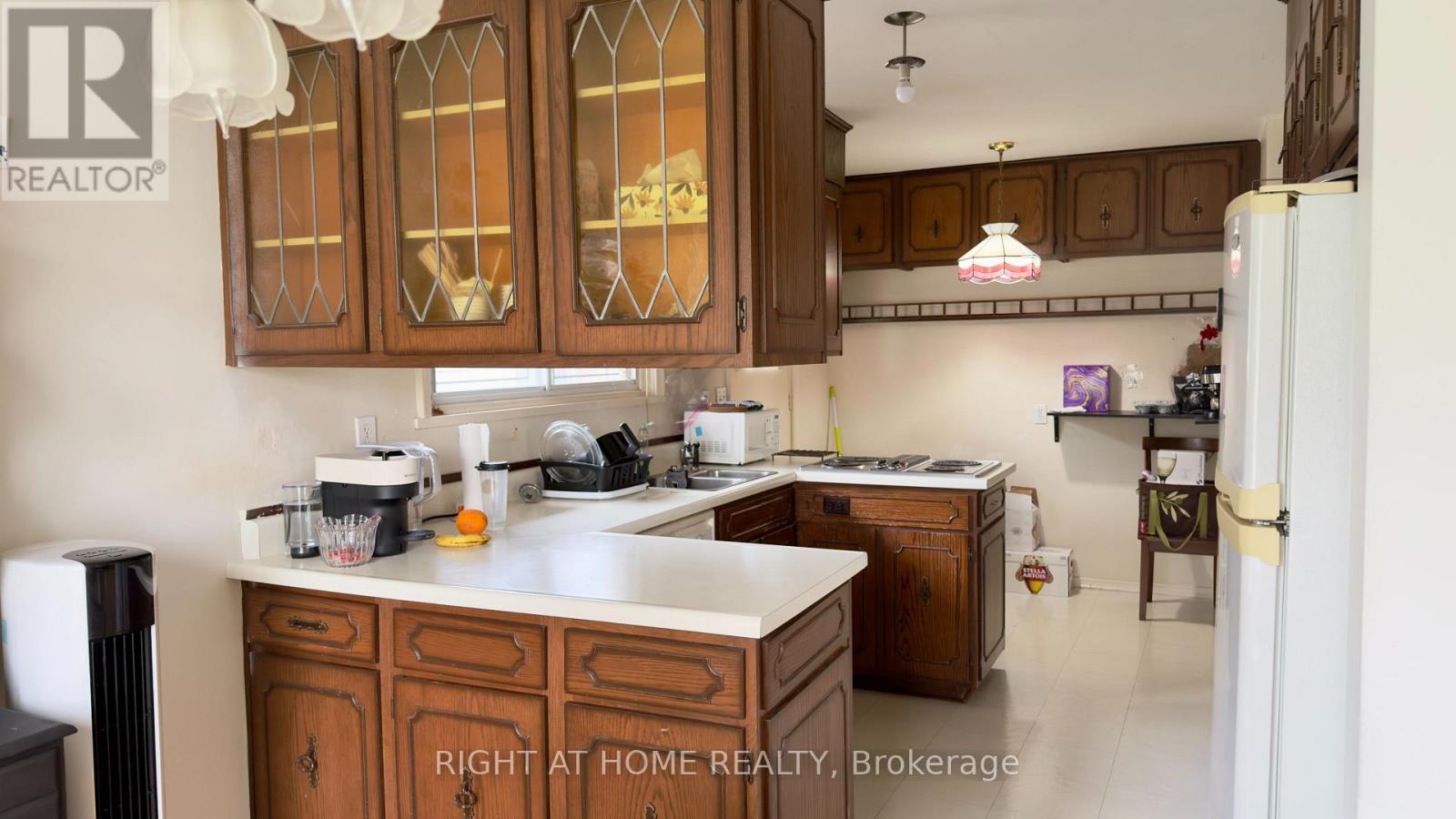 21 Mitre Place, Toronto, Ontario  M9R 3C5 - Photo 11 - W13011668