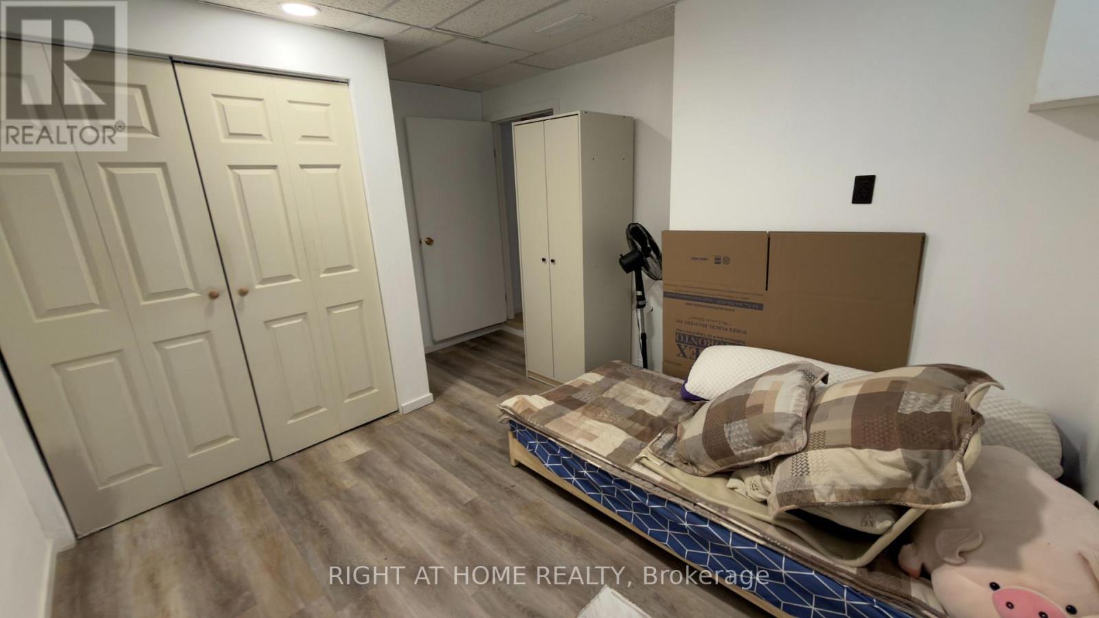 21 Mitre Place, Toronto, Ontario  M9R 3C5 - Photo 36 - W13011668