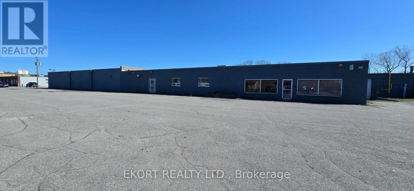 10 Canal Street, Quinte West, Ontario  K8V 4K2 - Photo 4 - X12989650