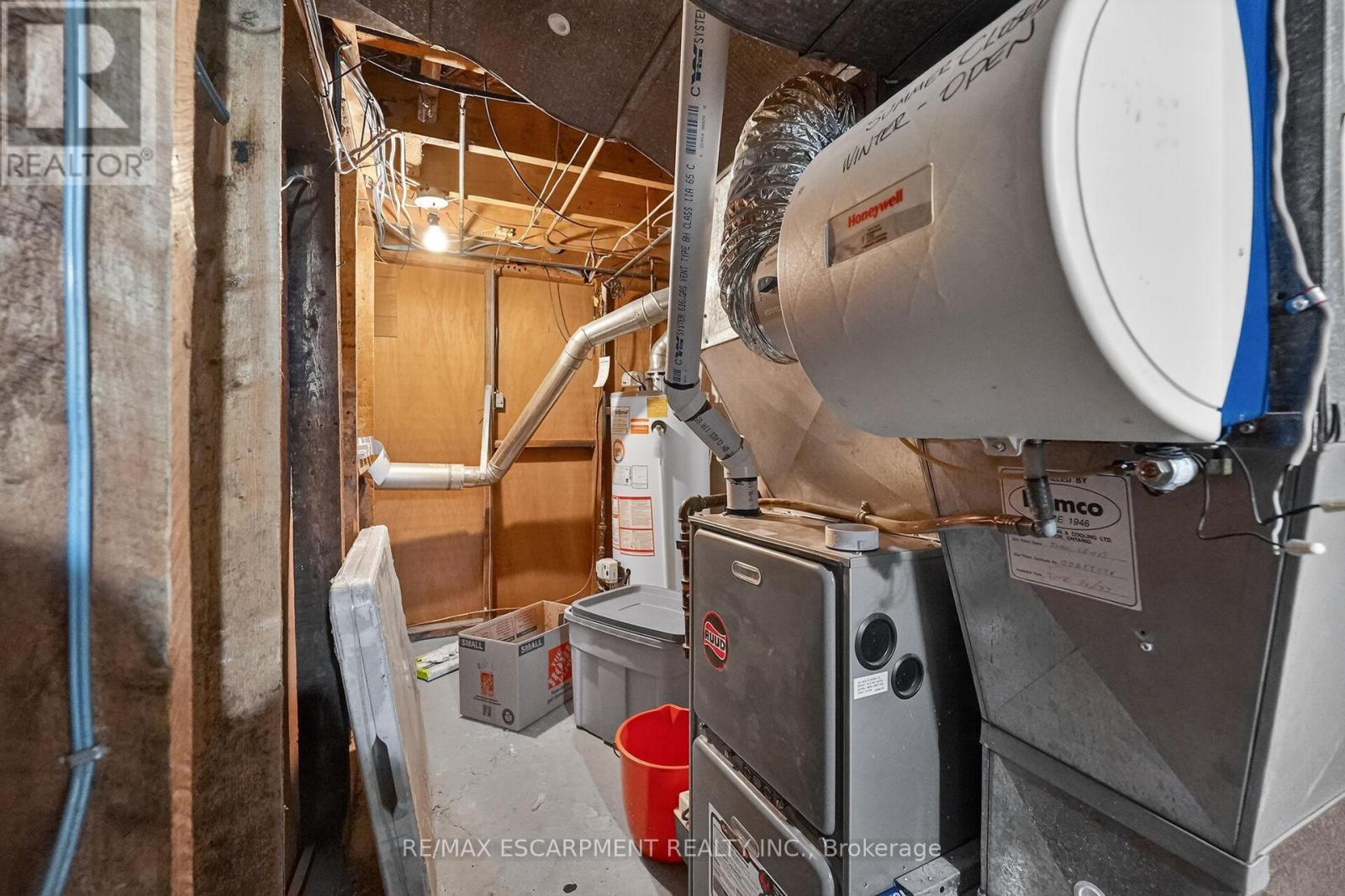 56 West 1st Street, Hamilton (Buchanan), Ontario  L9C 3C1 - Photo 16 - X13012182