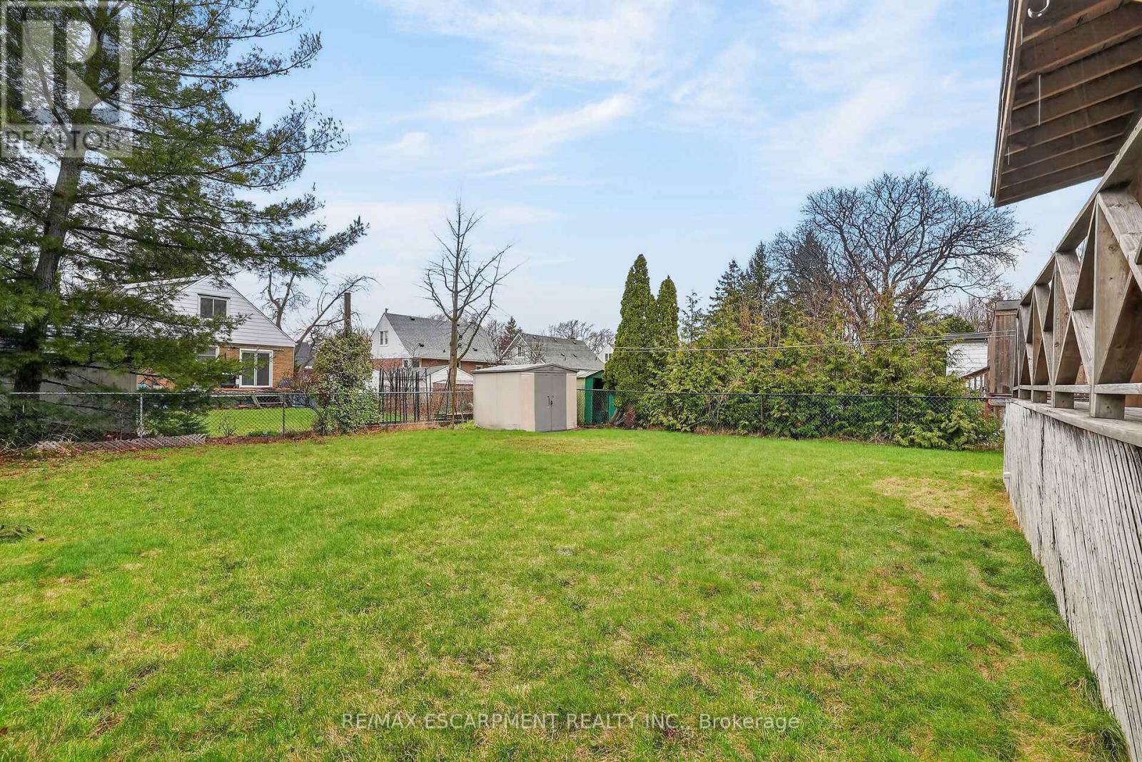 56 West 1st Street, Hamilton (Buchanan), Ontario  L9C 3C1 - Photo 18 - X13012182