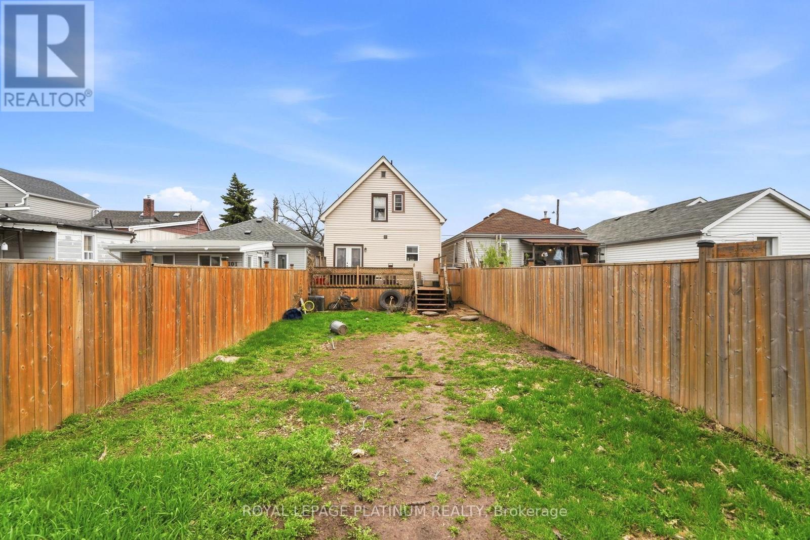 99 Robins Avenue, Hamilton (Crown Point), Ontario  L8H 4N5 - Photo 25 - X13012186