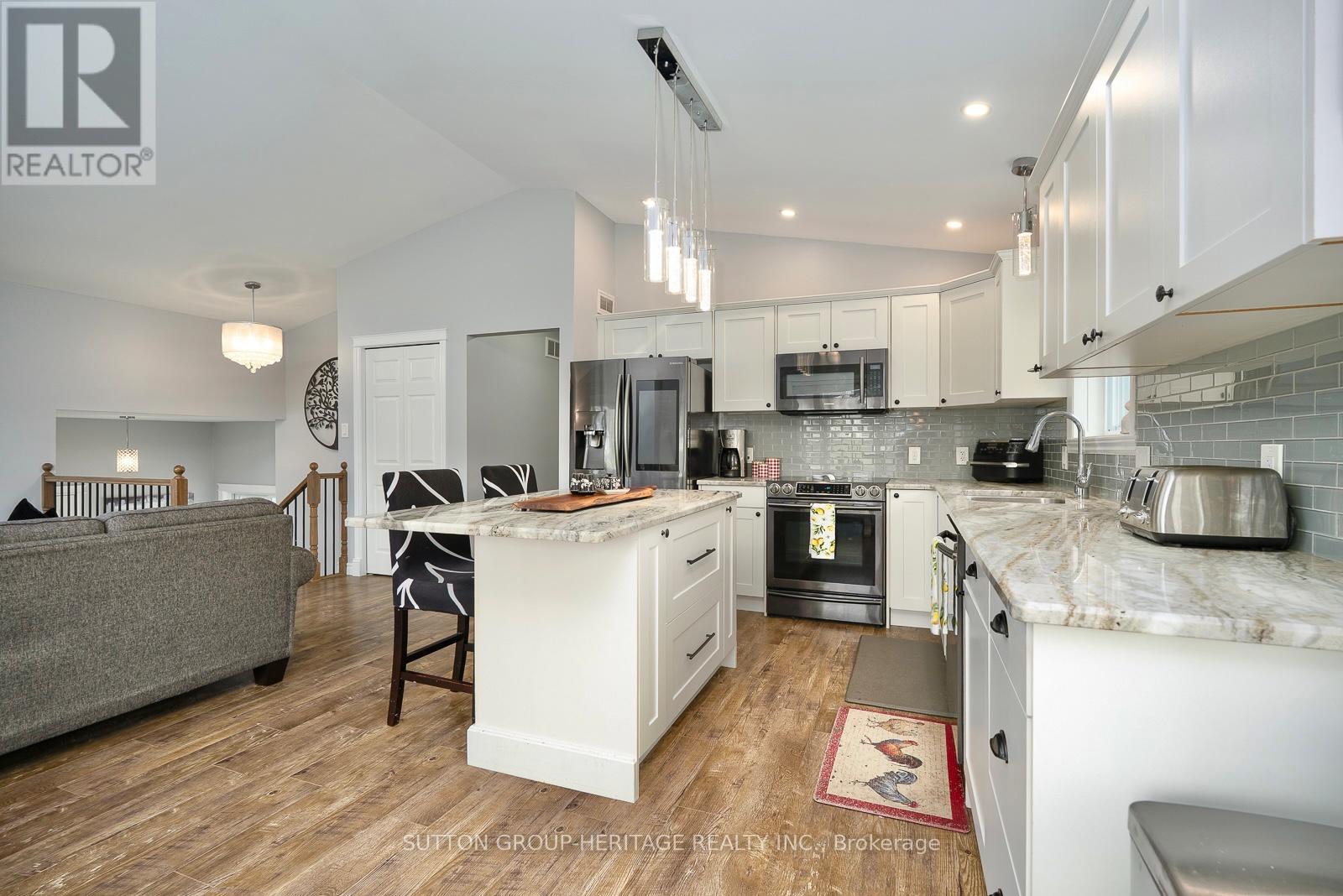 978 Ward Street, Selwyn, Ontario  K0L 1H0 - Photo 12 - X13012198