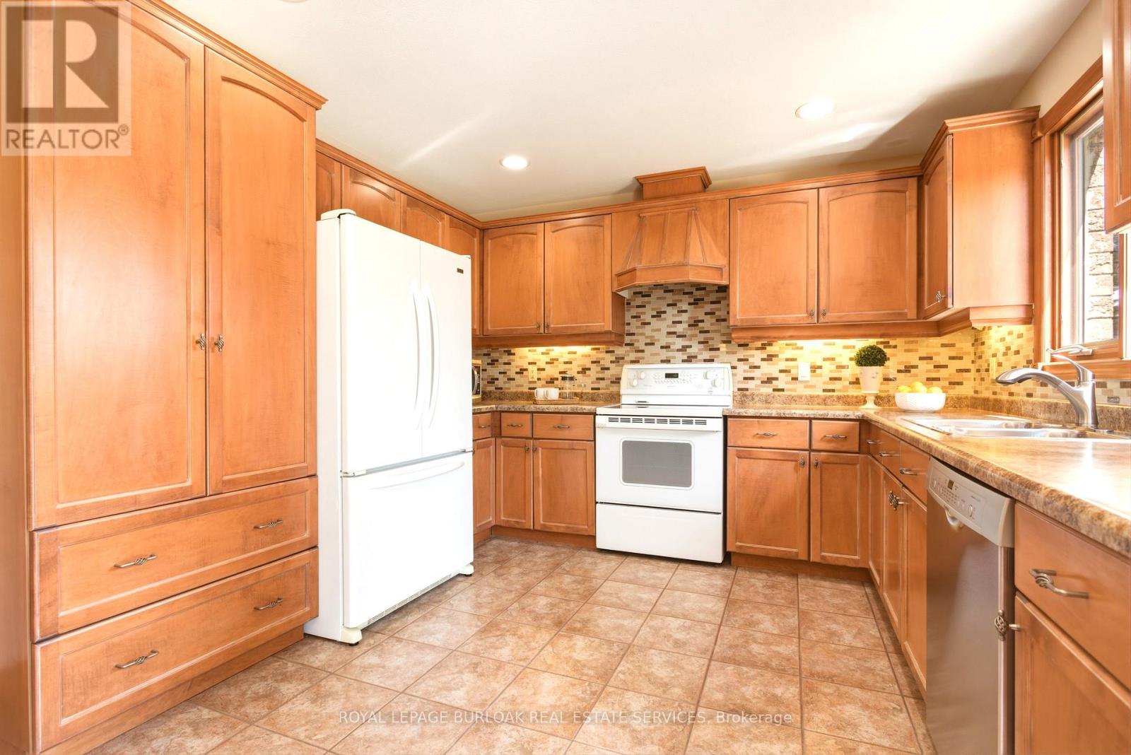 176 Granite Hill Road, Cambridge, Ontario  N1T 2A6 - Photo 13 - X13012214