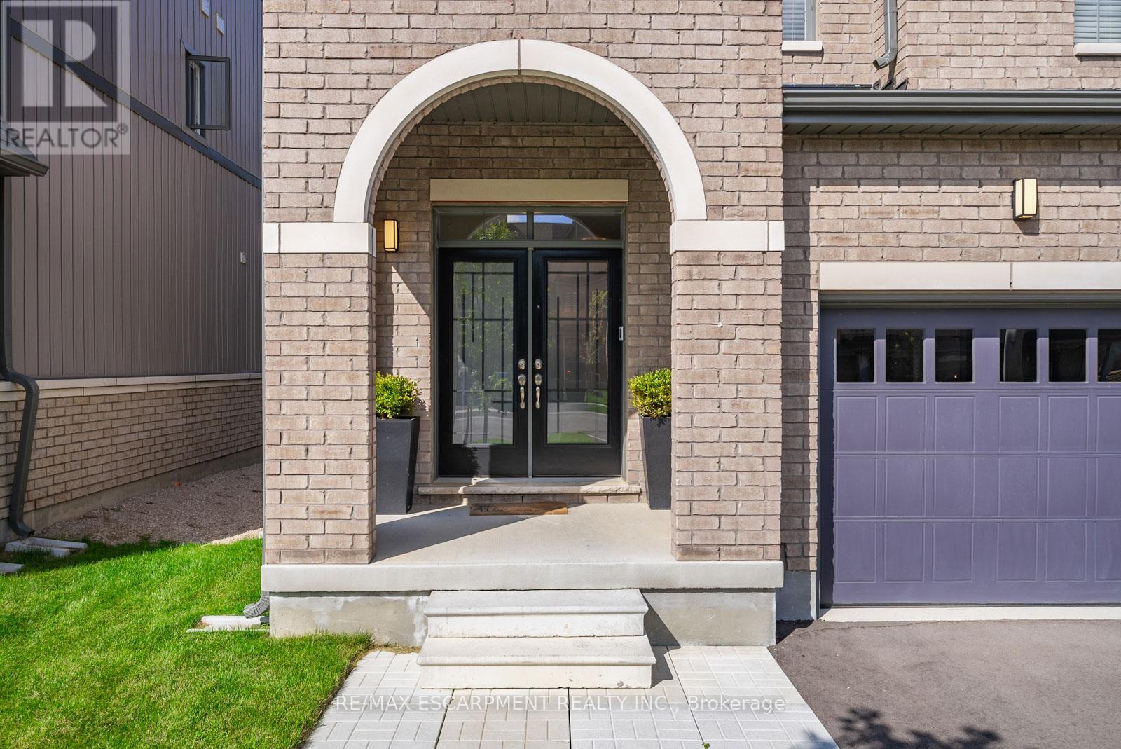 465 Adelaide Street, Wellington North (Arthur), Ontario  N0G 1A0 - Photo 3 - X13012282