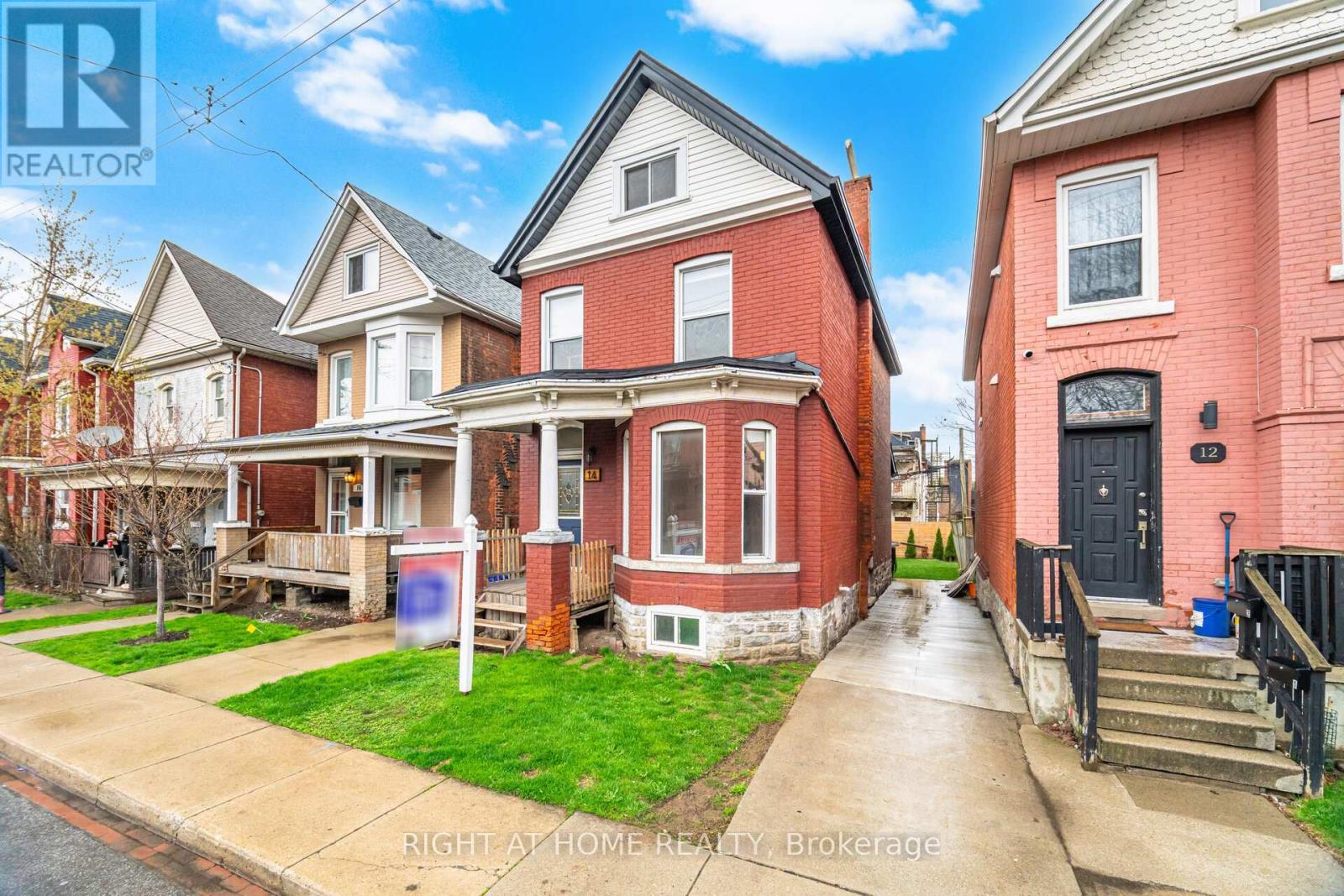 14 WILLIAM STREET, hamilton (landsdale), Ontario