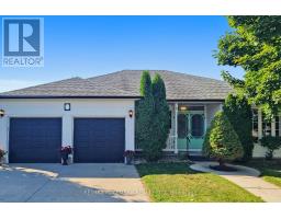 8 GREENFIELD PLACE, Wilmot, Ontario