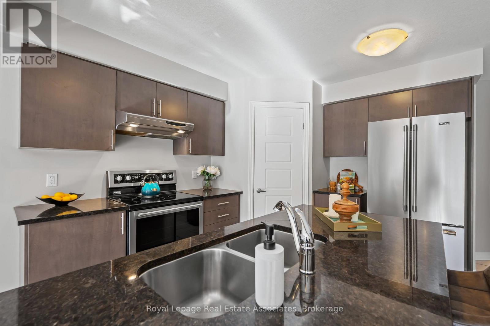 70 Hawkins Drive, Guelph, Ontario  N1L 0M7 - Photo 9 - X13012460