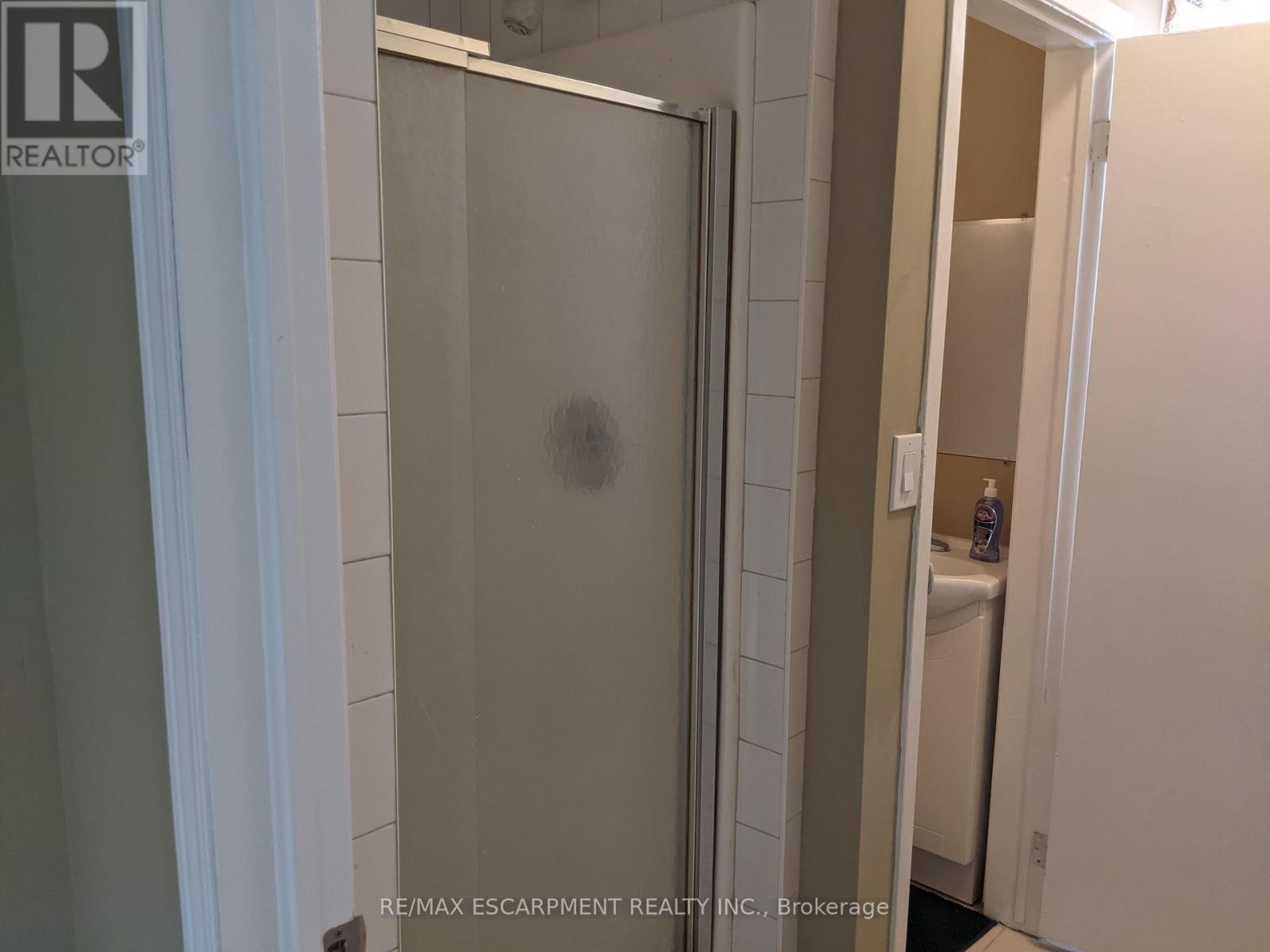 4 - 63 Pelham Road E, St. Catharines, Ontario  L2S 1R6 - Photo 10 - X13012496