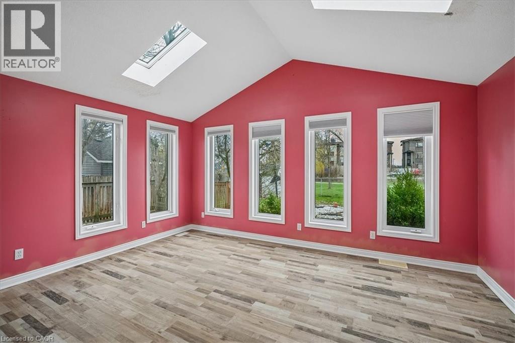 5 Herbert Court, Hamilton, Ontario  L8E 5A7 - Photo 13 - 40821790