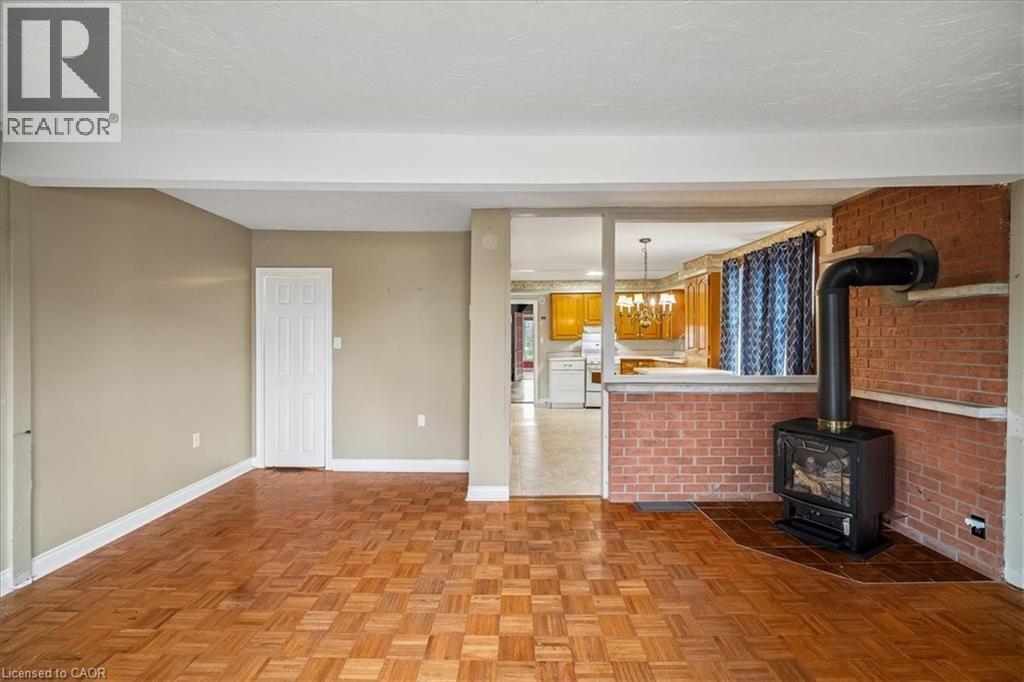 5 Herbert Court, Hamilton, Ontario  L8E 5A7 - Photo 5 - 40821790