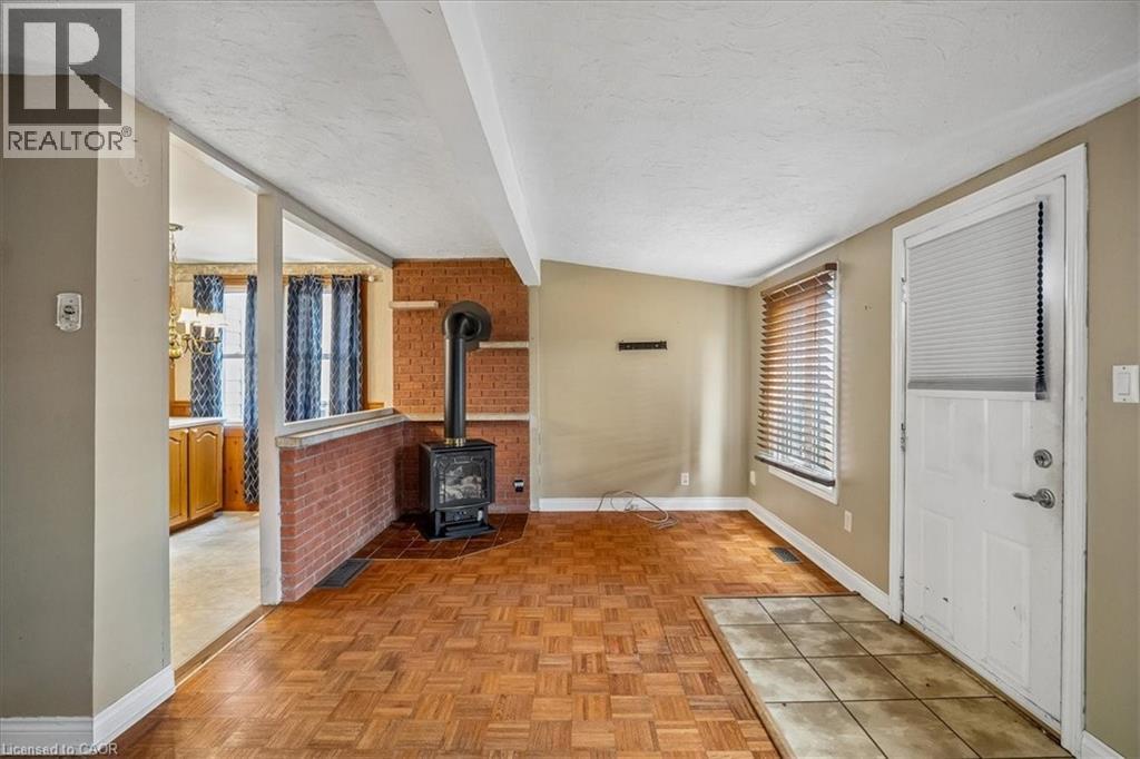 5 Herbert Court, Hamilton, Ontario  L8E 5A7 - Photo 6 - 40821790