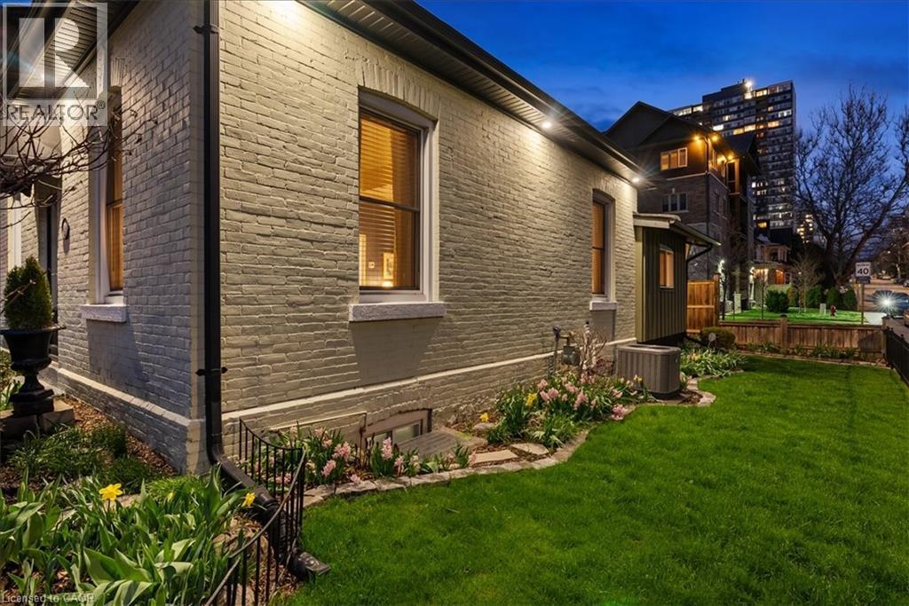 139 Queen Street S, Hamilton, Ontario  L8P 3S3 - Photo 30 - 40821514