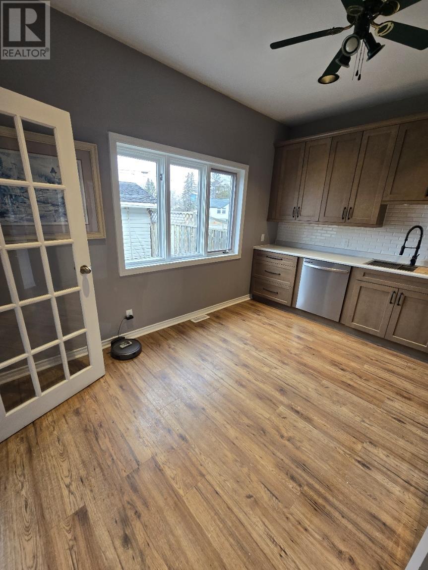 611 Wiley St, Thunder Bay, Ontario  P7C 3N9 - Photo 10 - TB2600723