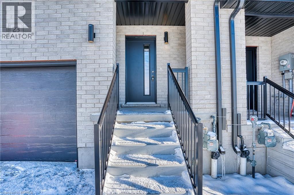 23 Becker Street, Stratford, Ontario  N5A 0L2 - Photo 3 - 40798538