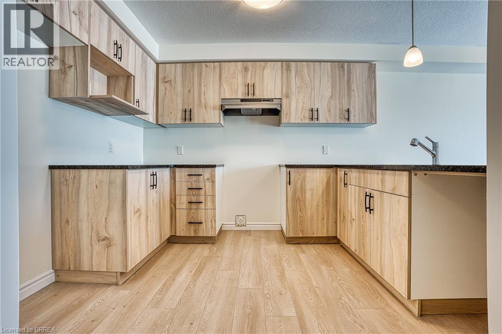 23 Becker Street, Stratford, Ontario  N5A 0L2 - Photo 7 - 40798538