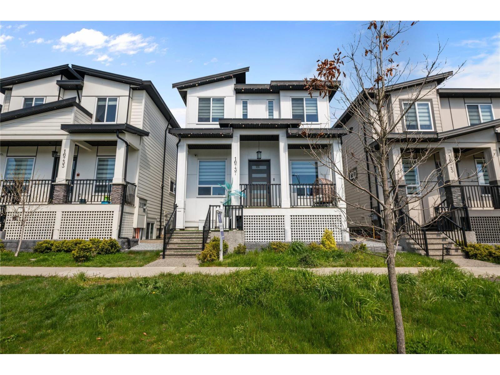 16737 15A AVENUE, Surrey, British Columbia