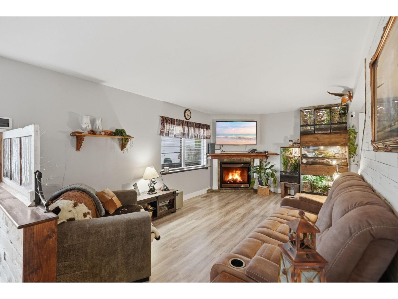 5565 Webster Road, Sardis South, Chilliwack, British Columbia  V2R 4P6 - Photo 5 - R3112580