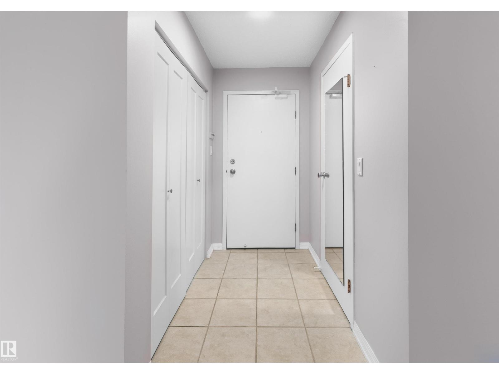 #504 10015 119 St Nw, Edmonton, Alberta  T5K 1Y7 - Photo 4 - E4477169