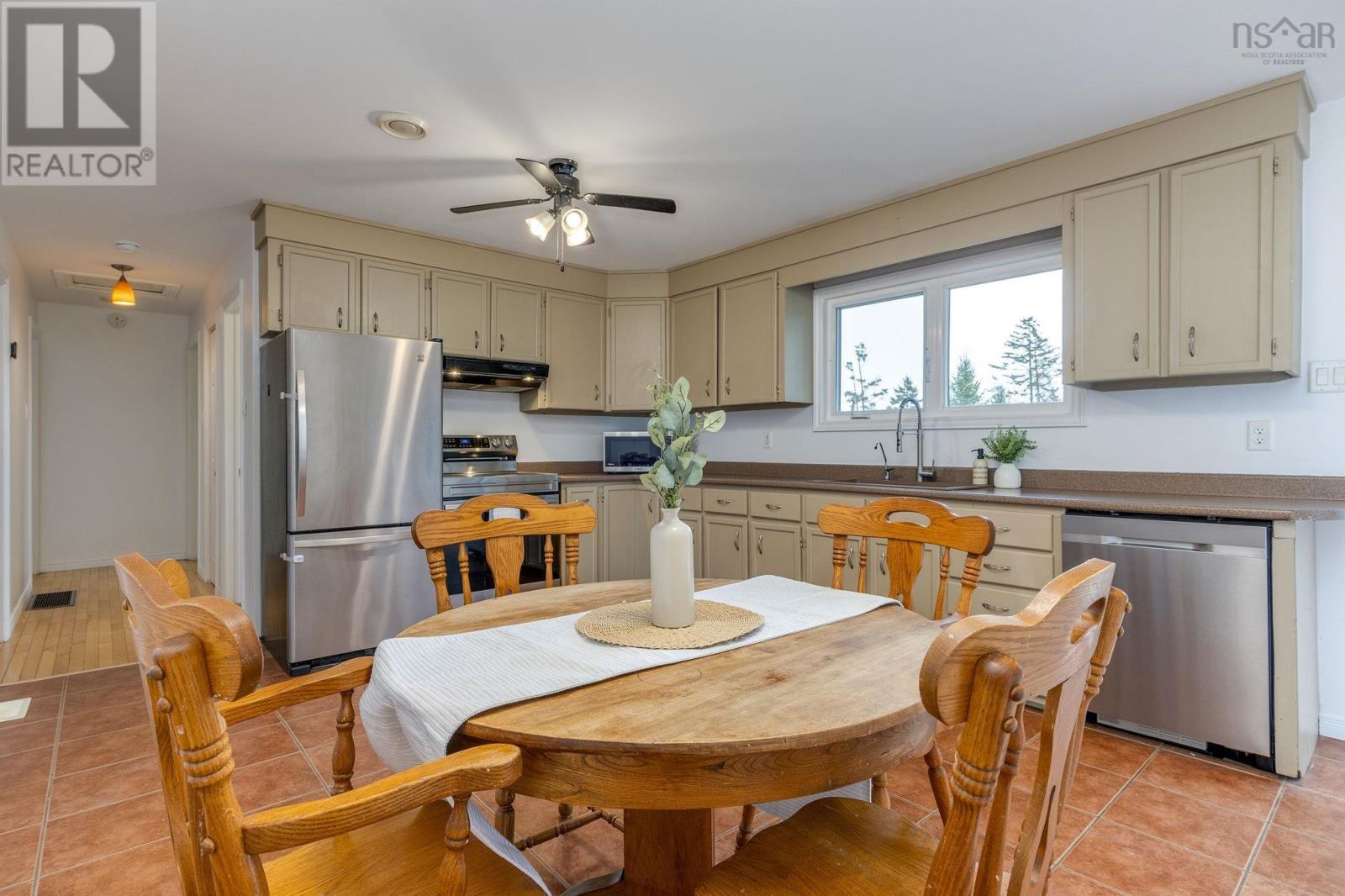 104 Orchard Drive, Middle Sackville, Nova Scotia B4E 3B3 - Photo 9 - 202607403