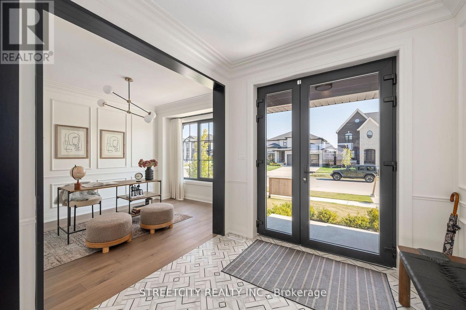 6354 Old Garrison Boulevard, London South, Ontario  N6P 0H3 - Photo 3 - X13012602