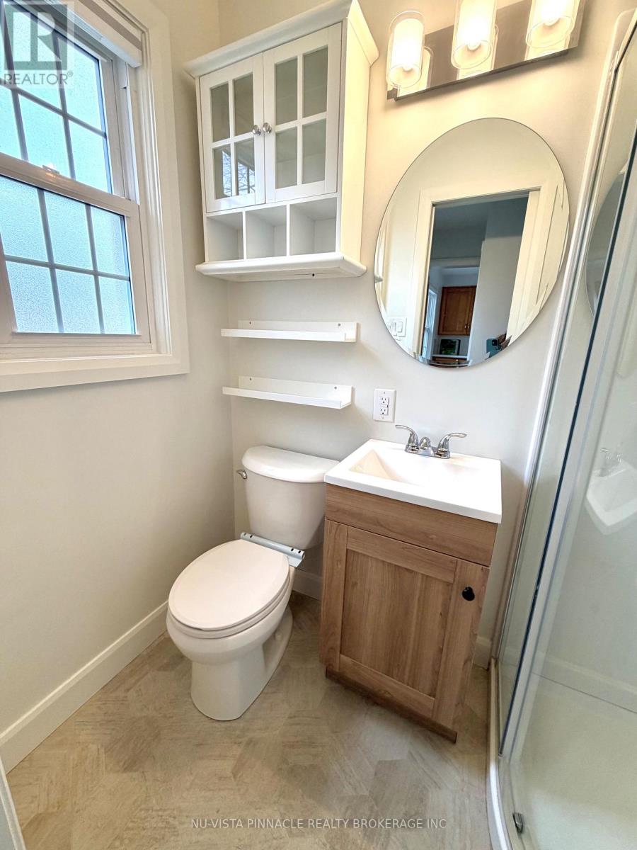 7061 Longwoods Road, London South, Ontario  N6P 1B6 - Photo 16 - X13012636