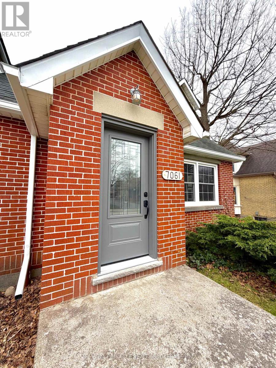 7061 Longwoods Road, London South, Ontario  N6P 1B6 - Photo 4 - X13012636