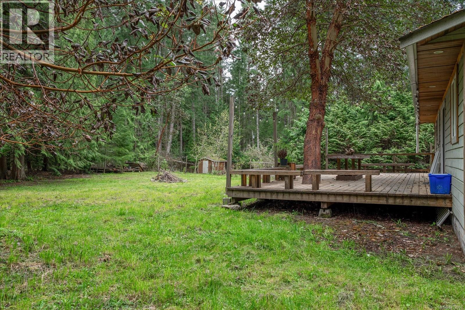 840 Mary Rd, Gabriola Island, British Columbia  V0R 1X3 - Photo 32 - 1032008