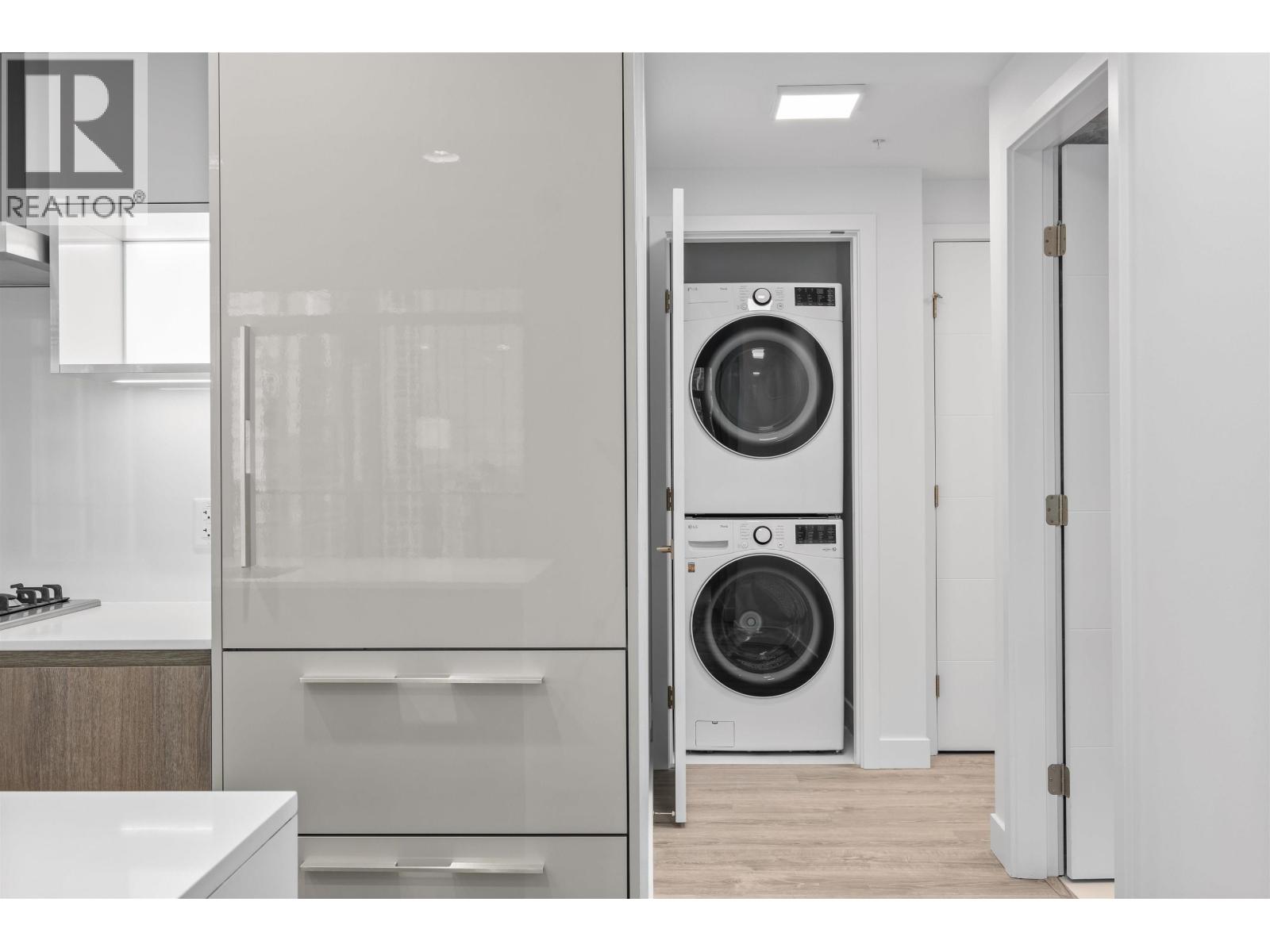 1302 6511 Sussex Avenue, Burnaby, British Columbia  V5H 0K5 - Photo 19 - R3112285