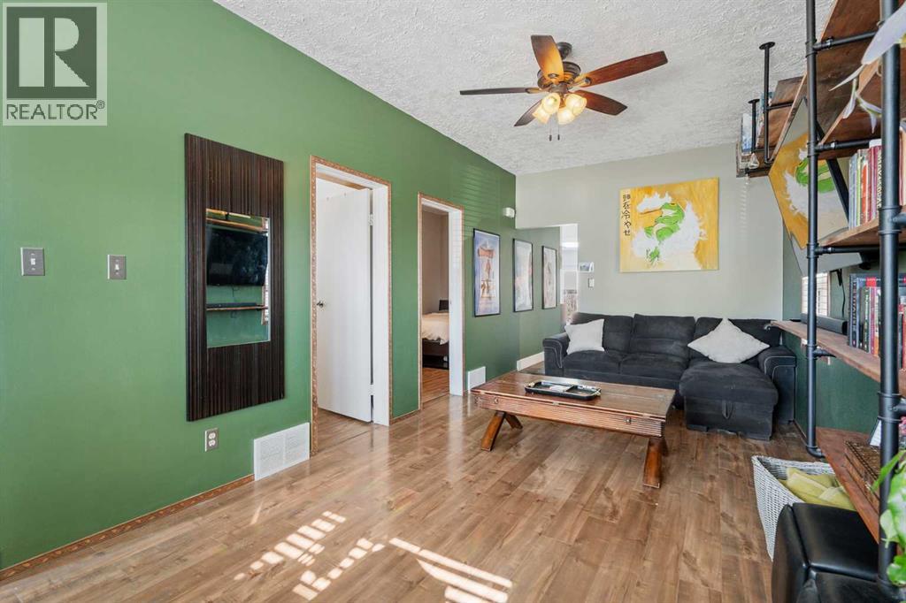 224 20 Avenue, Calgary, Alberta  T2E 1P9 - Photo 10 - A2290040