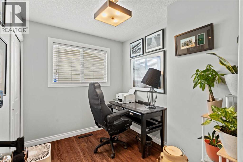 10311 Wapiti Drive SE, Calgary, Alberta  T2J 1J3 - Photo 4 - A2302569