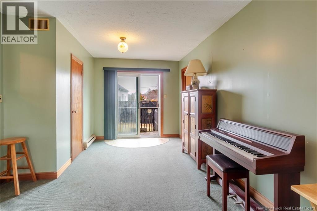 155 Pearl Street, Fredericton, New Brunswick  E3G 7S5 - Photo 13 - NB137375