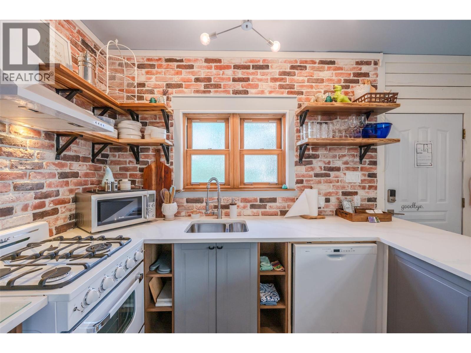 100 HUTH Avenue Penticton Photo 57