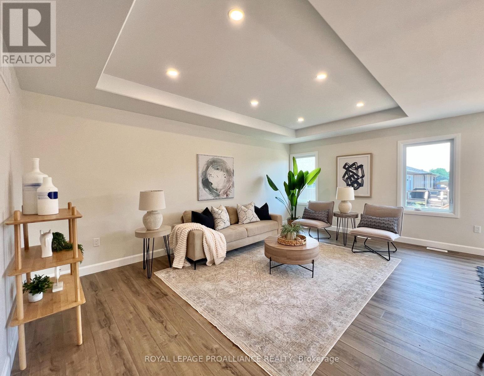 6 Horton Court, Belleville, Ontario  K8P 0H3 - Photo 3 - X12716468