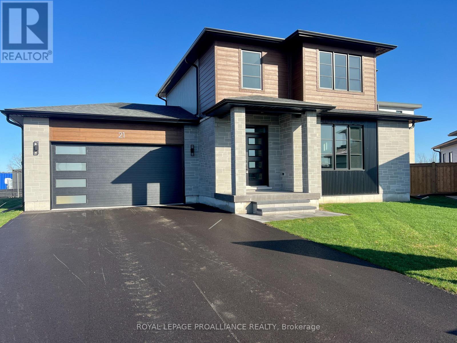 21 Horton Court, Belleville, Ontario  K8P 0G7 - Photo 1 - X12878082