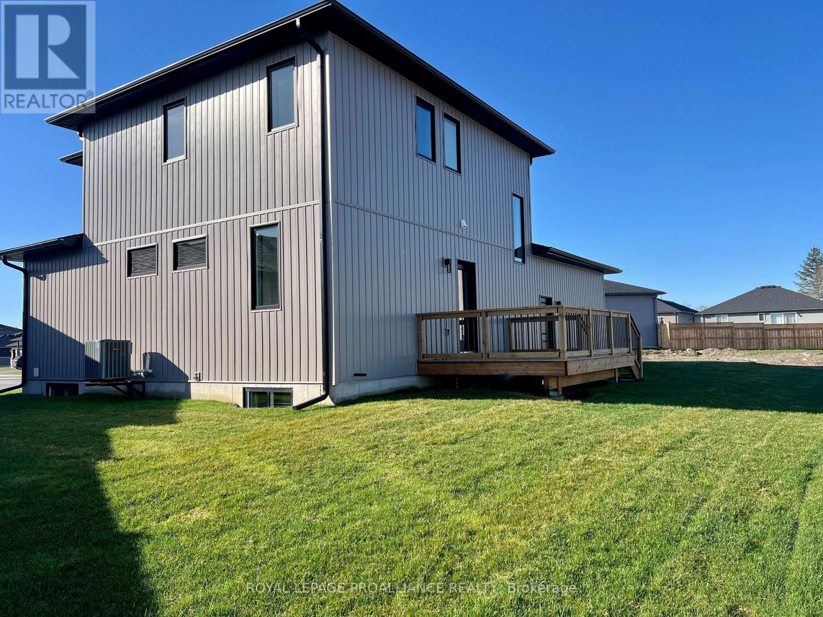 21 Horton Court, Belleville, Ontario  K8P 0G7 - Photo 31 - X12878082