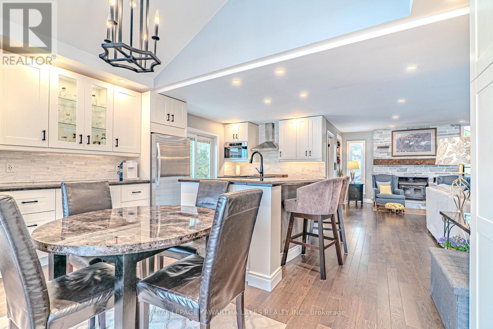 63 Robinson Avenue, Kawartha Lakes, Ontario  K0M 2B0 - Photo 21 - X12929112