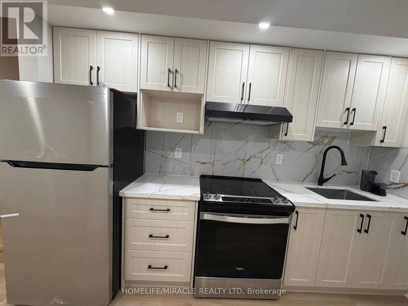 Bsmt - 8 Reign Lane, Markham, Ontario  L3S 0E8 - Photo 12 - N13011896