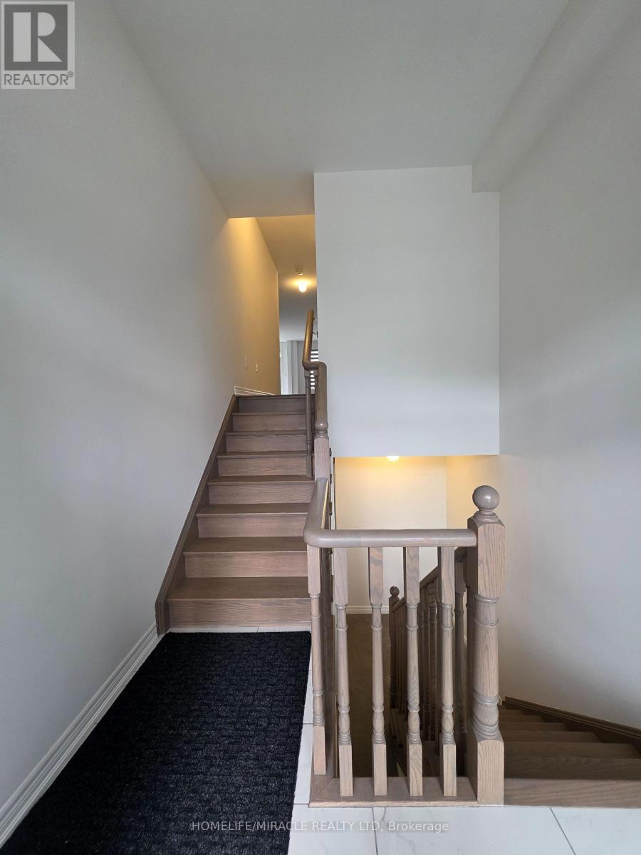 68 Singhampton Road, Vaughan, Ontario  L4H 3Y5 - Photo 2 - N13012298