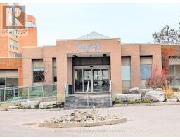 305 - 14924 YONGE STREET, Aurora, Ontario