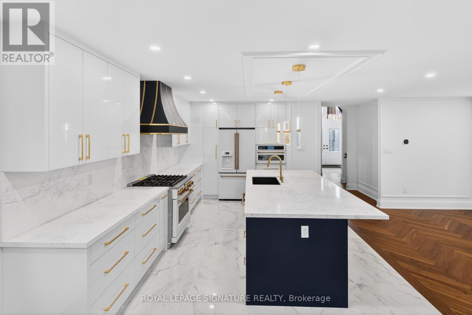 5180 Littlebend Drive, Mississauga, Ontario  L5M 8B7 - Photo 12 - W13012448