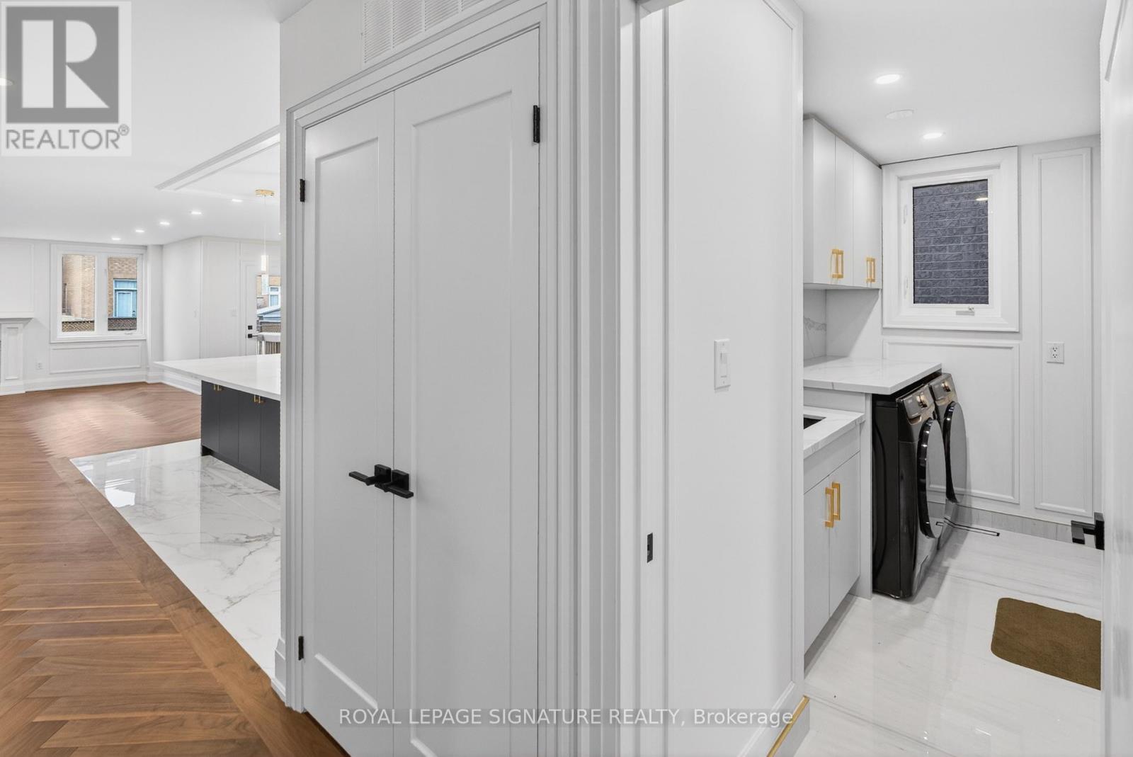 5180 Littlebend Drive, Mississauga, Ontario  L5M 8B7 - Photo 14 - W13012448