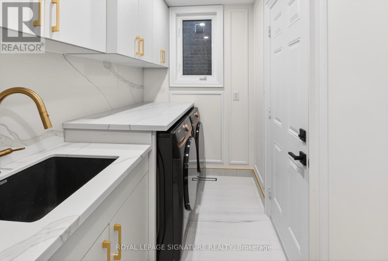 5180 Littlebend Drive, Mississauga, Ontario  L5M 8B7 - Photo 15 - W13012448