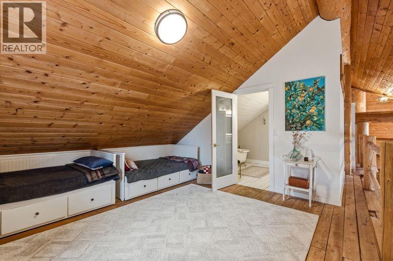 3350 Likely Road, 150 Mile House, British Columbia  V0K 2G0 - Photo 23 - R3092034