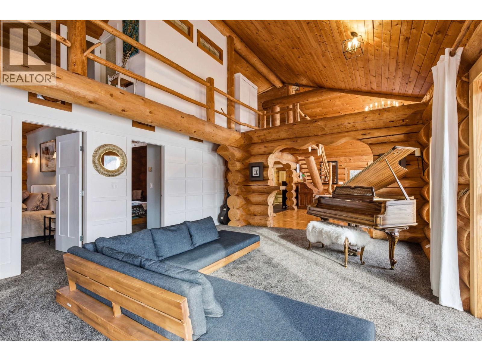 3350 Likely Road, 150 Mile House, British Columbia  V0K 2G0 - Photo 13 - R3092034