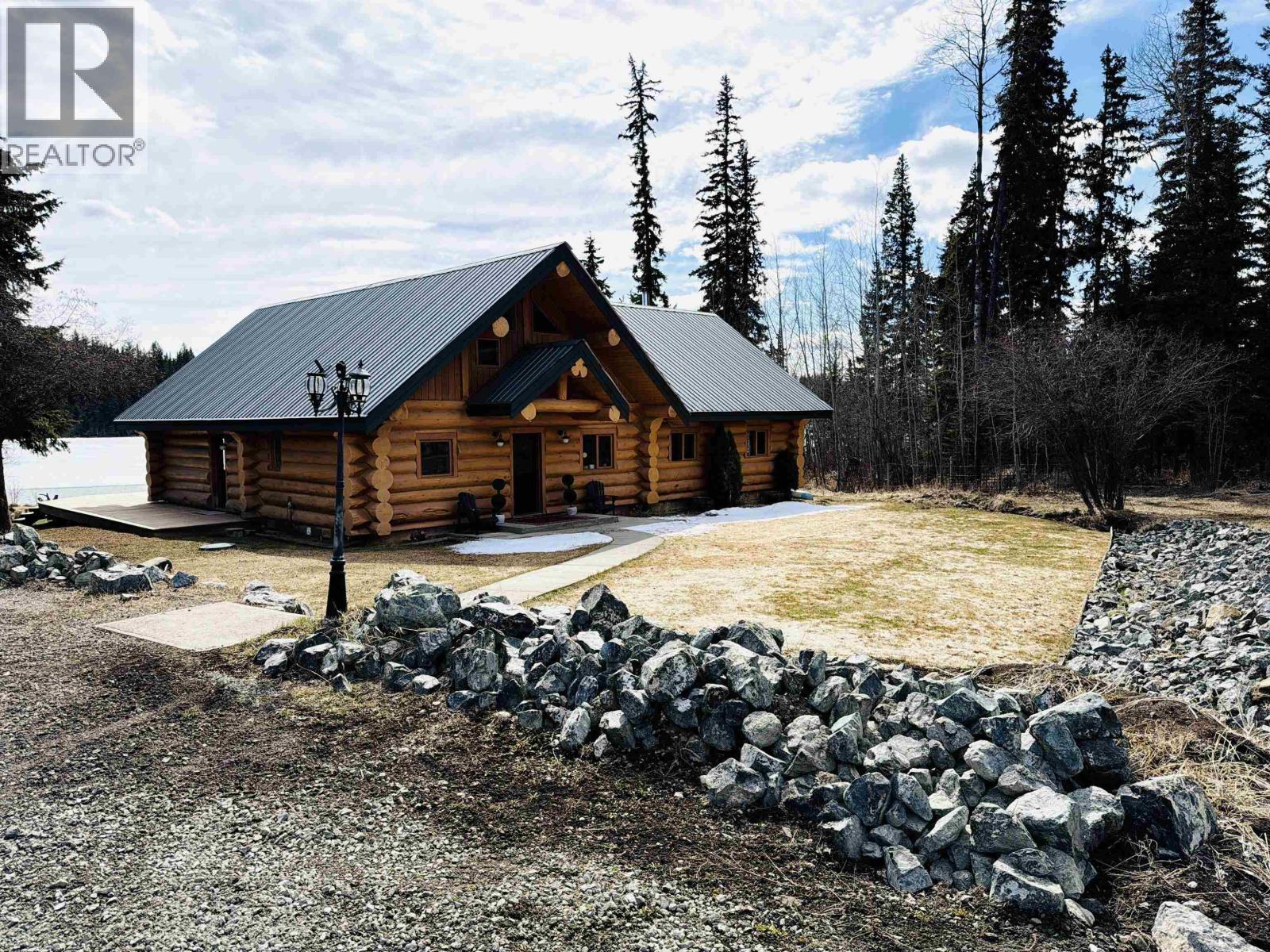 3350 Likely Road, 150 Mile House, British Columbia  V0K 2G0 - Photo 2 - R3092034
