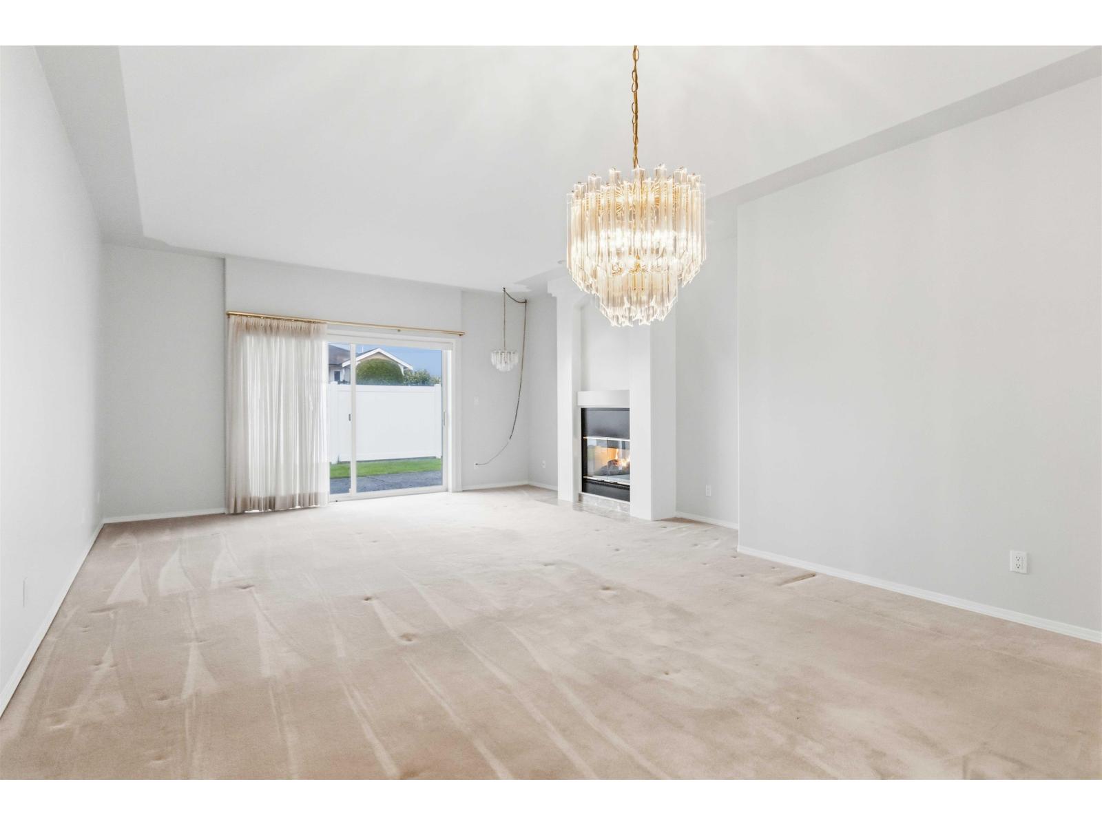 112 46385 First Avenue, Chilliwack Proper East, Chilliwack, British Columbia  V2P 1W8 - Photo 3 - R3112224