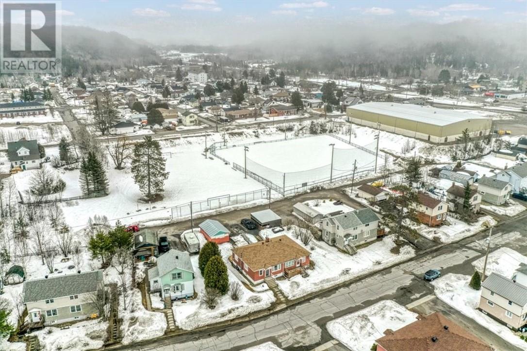 28 First Avenue N, Levack, Ontario  P0M 2C0 - Photo 32 - 2127178