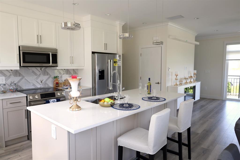 3 8181 135a Street, Surrey, British Columbia  V3W 3N8 - Photo 2 - R3112566