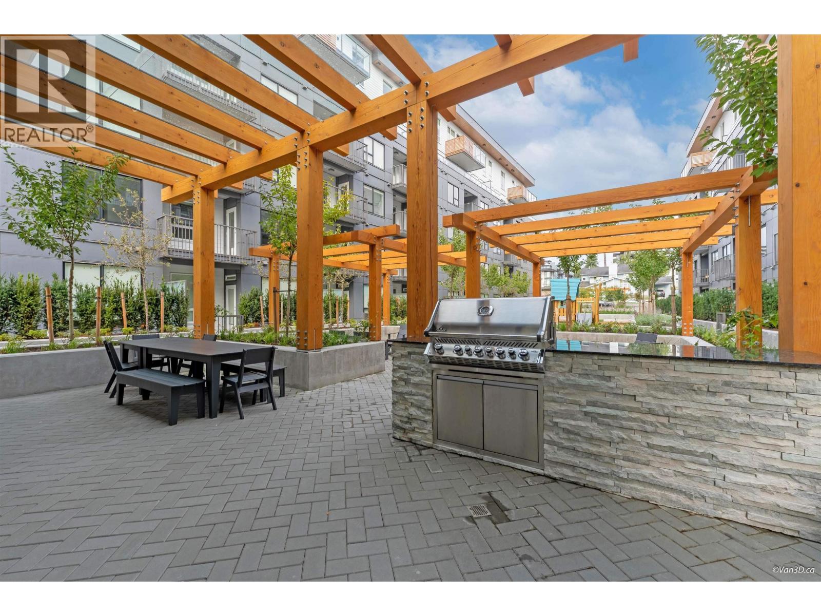 102 645 Como Lake Avenue, Coquitlam, British Columbia  V3J 0N9 - Photo 28 - R3112092